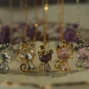 meowelle bestie necklace