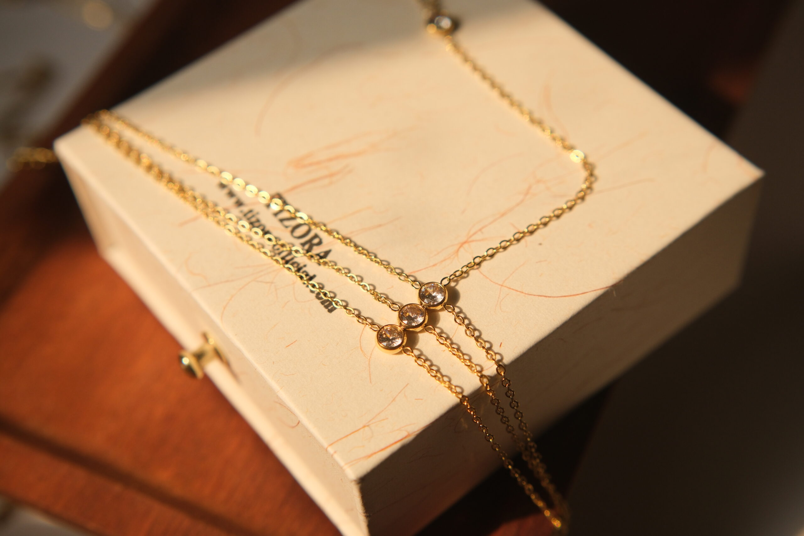 celesse handchain celesse handchain