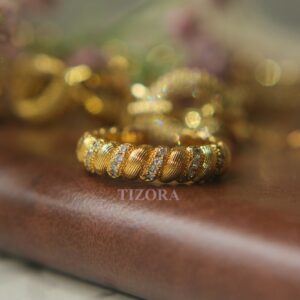 Home engastado ring
