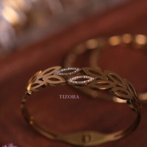 the liora cuff